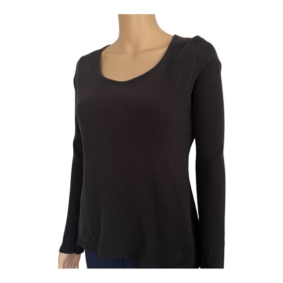Faden Glory minimalist casual black shirt top Medium waffle pattern scoop neck - Picture 2 of 11